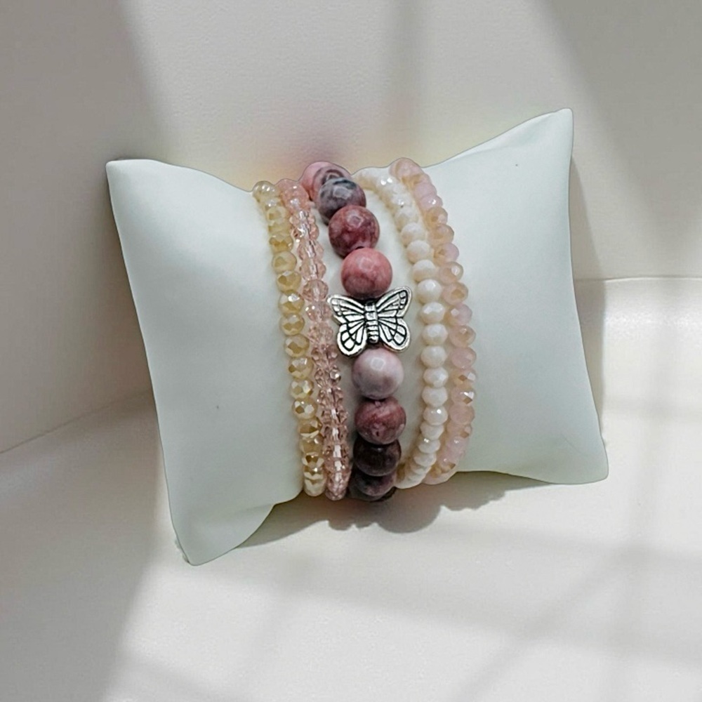 Butterfly Natural Stone Beaded Bracelet w/ a sparkle